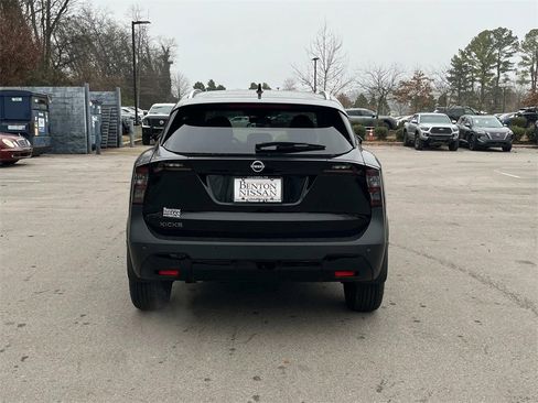 New 2026 Nissan Kicks SV image 5