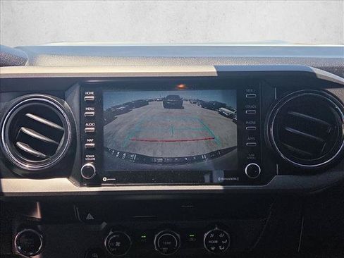 Used 2020 Toyota Tacoma TRD Sport w/ Technology Package RWD image 13
