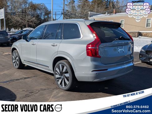 Certified 2024 Volvo XC90 T8 Plus w/ Protection Package Premier image 5
