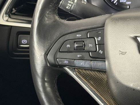 Used 2020 Cadillac XT6 FWD image 16