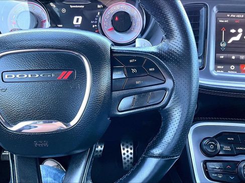 Used 2022 Dodge Challenger R/T Scat Pack w/ Shaker Package RWD image 7