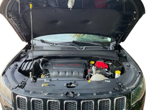 Used 2021 Jeep Compass Latitude AWD/4WD image 14