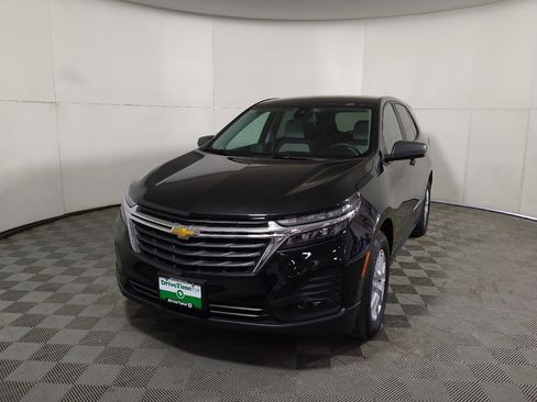 Used 2022 Chevrolet Equinox LS w/ LS Convenience Package image 15
