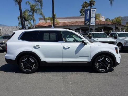 Used 2024 Kia Telluride EX FWD image 11