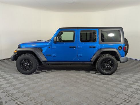 Used 2021 Jeep Wrangler Unlimited Sport image 8