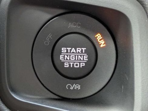 New 2026 Jeep Wrangler Unlimited Rubicon AWD/4WD image 30