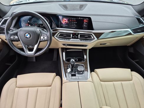 Used 2019 BMW X5 xDrive40i w/ Parking Assistance Package AWD/4WD image 28