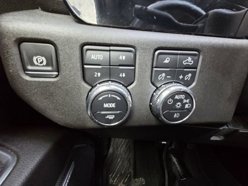 Used 2024 GMC Sierra 1500 Elevation w/ Elevation Premium Package AWD/4WD image 22