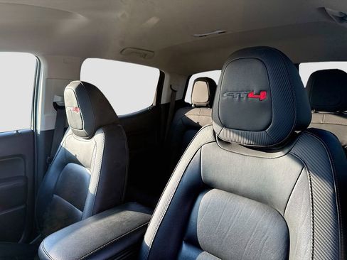 Used 2022 GMC Canyon AT4 w/ Trailering Package image 12