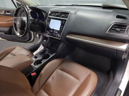 Used 2019 Subaru Outback 2.5i Touring image 26