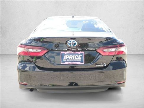 Used 2023 Toyota Camry LE FWD image 7