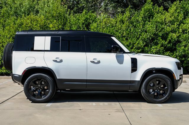 New 2026 Land Rover Defender 110 S AWD/4WD image 10