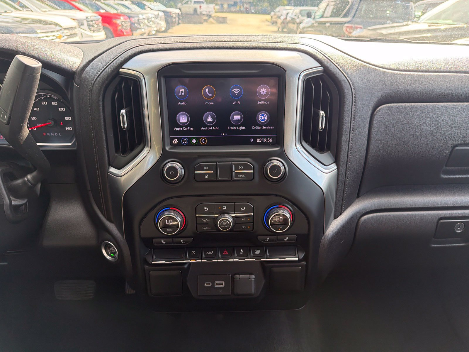 Used 2021 Chevrolet Silverado 1500 LT AWD/4WD image 10