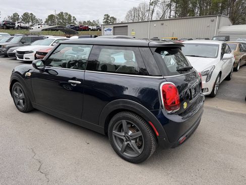 Used 2020 MINI Cooper SE image 10