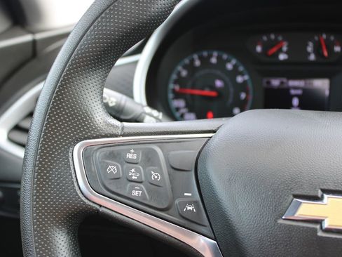 Used 2024 Chevrolet Malibu LT FWD image 34