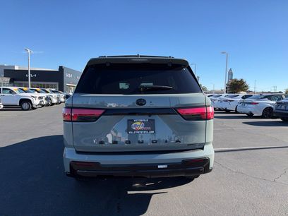 New 2026 Toyota Sequoia Limited w/ Tow Technology Package