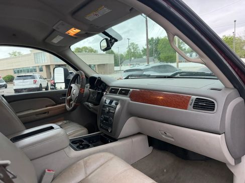 Used 2008 GMC Sierra 2500 SLT w/ Convenience Package AWD/4WD image 13