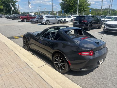 Used 2024 MAZDA MX-5 Miata RF Grand Touring RWD image 5