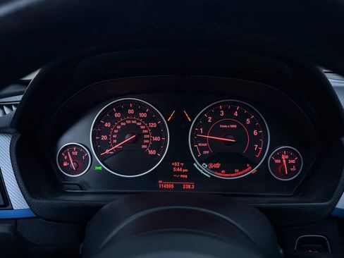 Used 2014 BMW 335i Sedan w/ Technology Package image 16