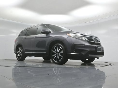 Used 2019 Honda Pilot Touring image 50