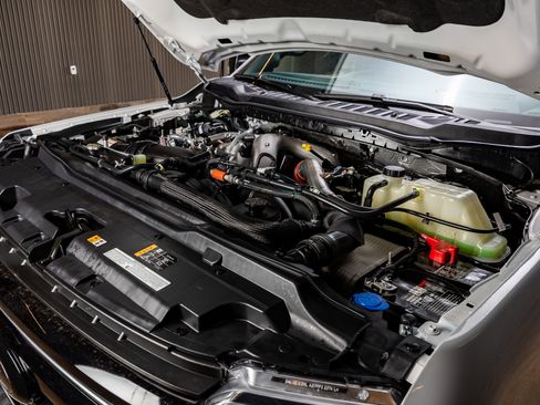 Used 2026 Ford F250 Platinum image 40