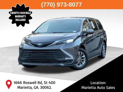 Used 2021 Toyota Sienna LE