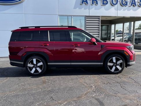 Used 2024 Hyundai Santa Fe Limited image 4