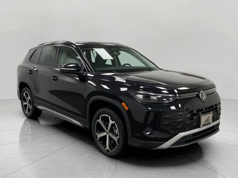 New 2026 Volkswagen Tiguan SE AWD/4WD image 1