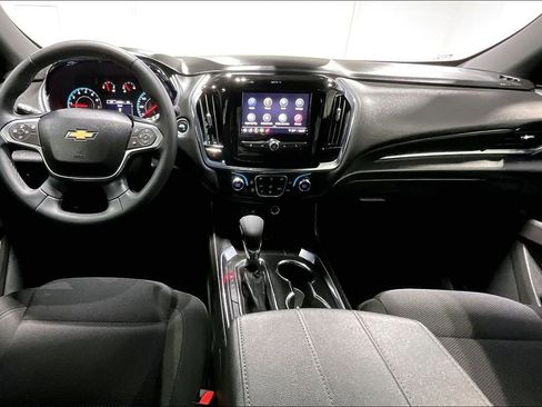 Used 2023 Chevrolet Traverse LT FWD image 18