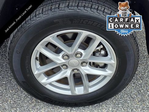 Used 2025 Jeep Grand Cherokee L Laredo w/ Luxury Tech Group I AWD/4WD image 37