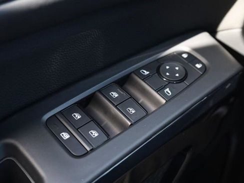 New 2026 Nissan Pathfinder SV AWD/4WD image 22