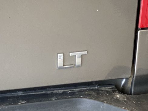 Used 2013 Chevrolet Silverado 2500 LT AWD/4WD image 12