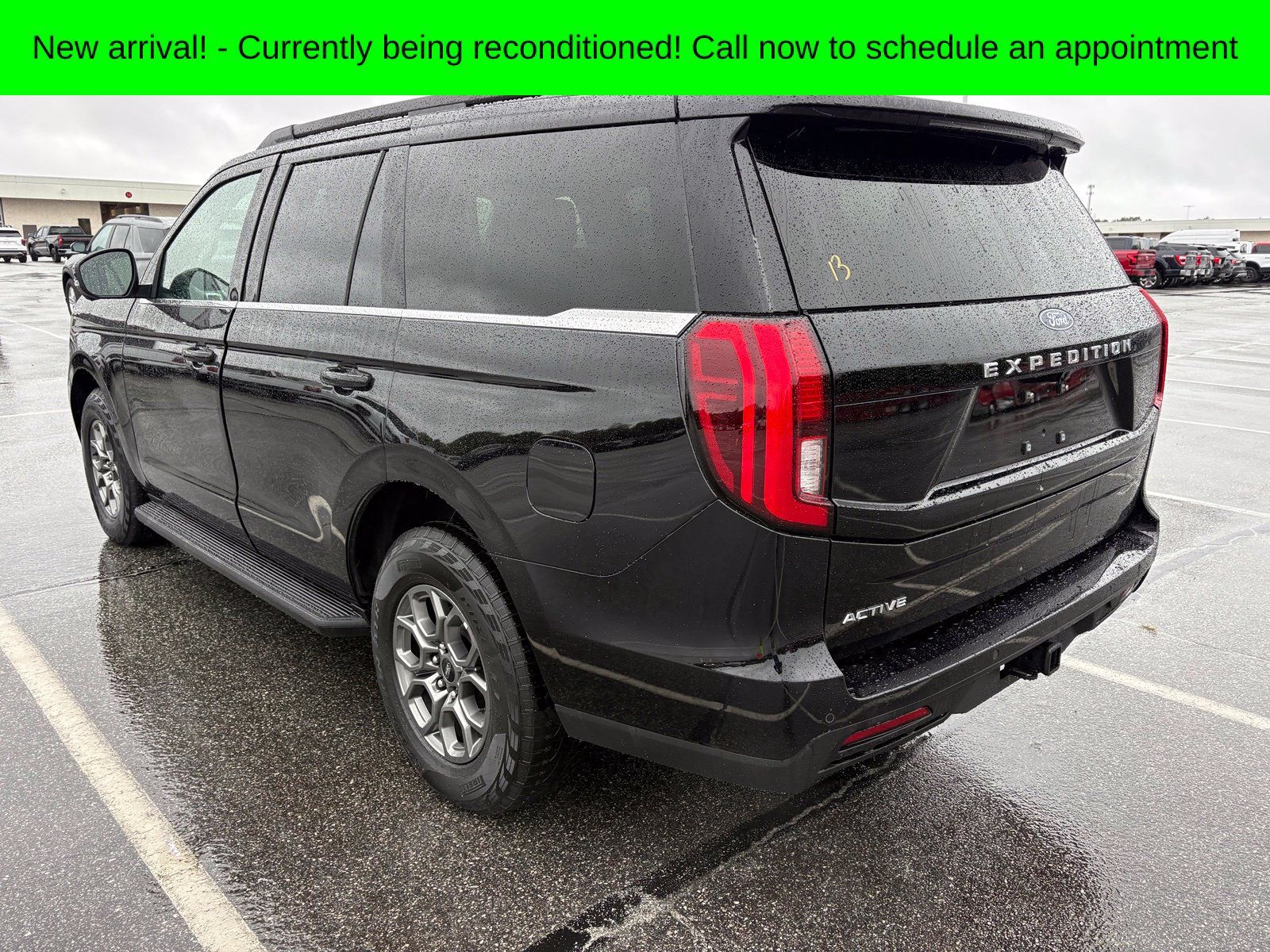 Used 2026 Ford Expedition Active AWD/4WD image 9