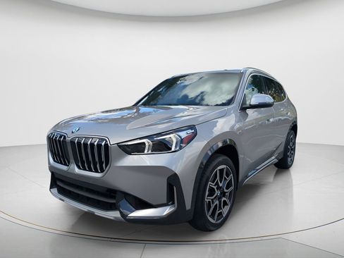 New 2026 BMW X1 xDrive28i w/ Convenience Package AWD/4WD image 2
