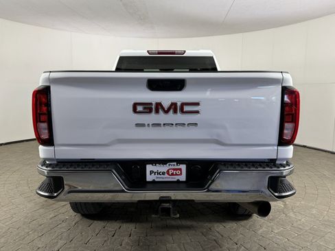 Used 2021 GMC Sierra 3500 4x4 Crew Cab w/ Convenience Package image 7