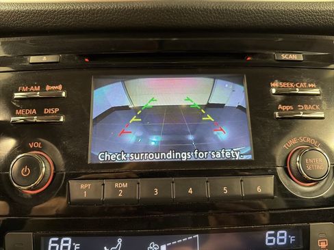 Used 2016 Nissan Rogue SV AWD/4WD image 11