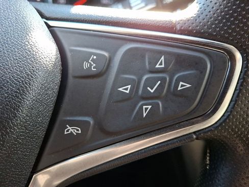 Certified 2021 Chevrolet Equinox LT image 22