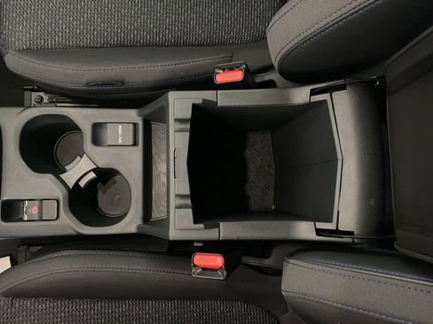 Certified 2025 Subaru Forester Premium image 21