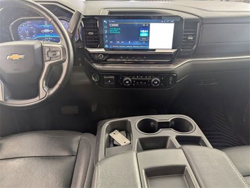 Used 2024 Chevrolet Silverado 2500 LTZ image 24