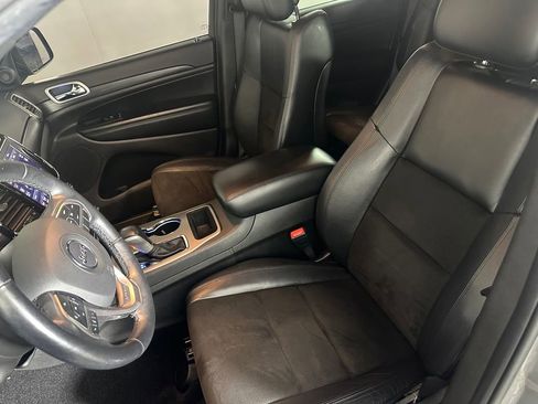 Used 2021 Jeep Grand Cherokee Laredo X AWD/4WD image 29
