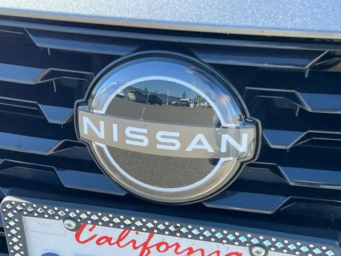 Used 2024 Nissan Altima 2.5 SR w/ SR Premium Package image 10