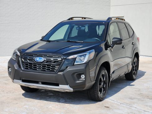 Used 2025 Subaru Forester Wilderness w/ Wilderness Package AWD/4WD image 4