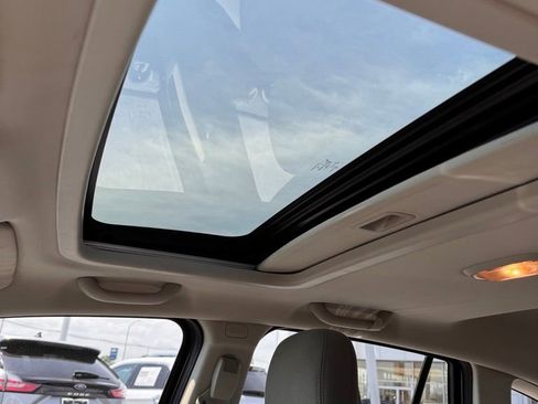 Used 2011 Dodge Caliber Mainstreet FWD image 16