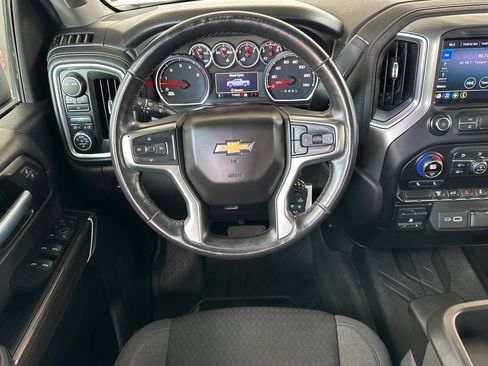 Used 2021 Chevrolet Silverado 2500 LT w/ Fleet Comfort Package AWD/4WD image 17