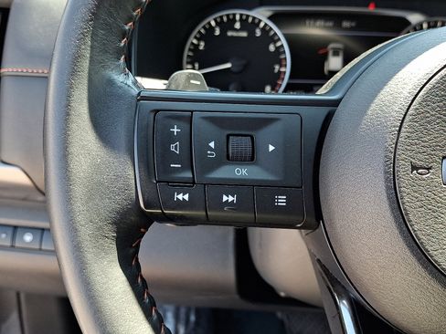 Used 2024 Nissan Pathfinder Rock Creek AWD/4WD image 21