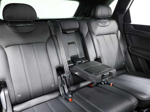 Used 2018 Bentley Bentayga Onyx Edition AWD/4WD image 90