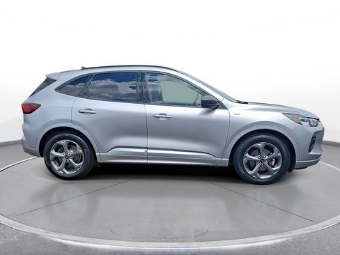 Used 2024 Ford Escape ST-Line FWD image 9