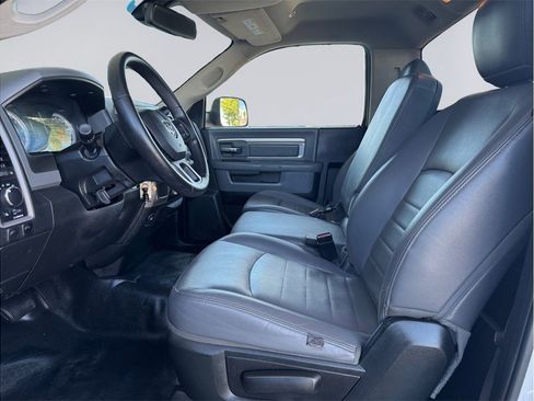 Used 2018 RAM 2500 Tradesman w/ Power & Remote Entry Group RWD image 9