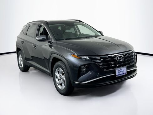 Used 2023 Hyundai Tucson SEL AWD/4WD image 3