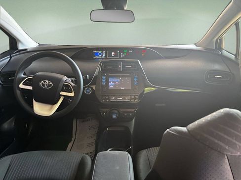 Used 2017 Toyota Prius Two w/ Carpet Mat Package image 22